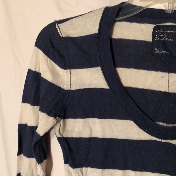American Eagle stripped long sleeve blue white - Picture 5 of 6